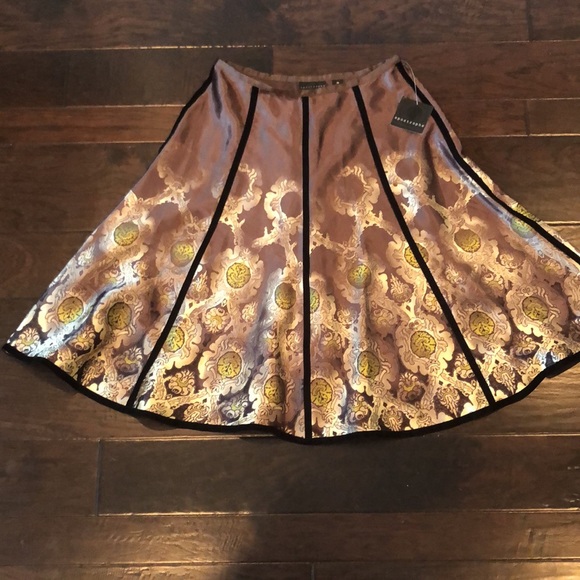 Apostrophe Ladies Skirt, Size 10 - Picture 2 of 9